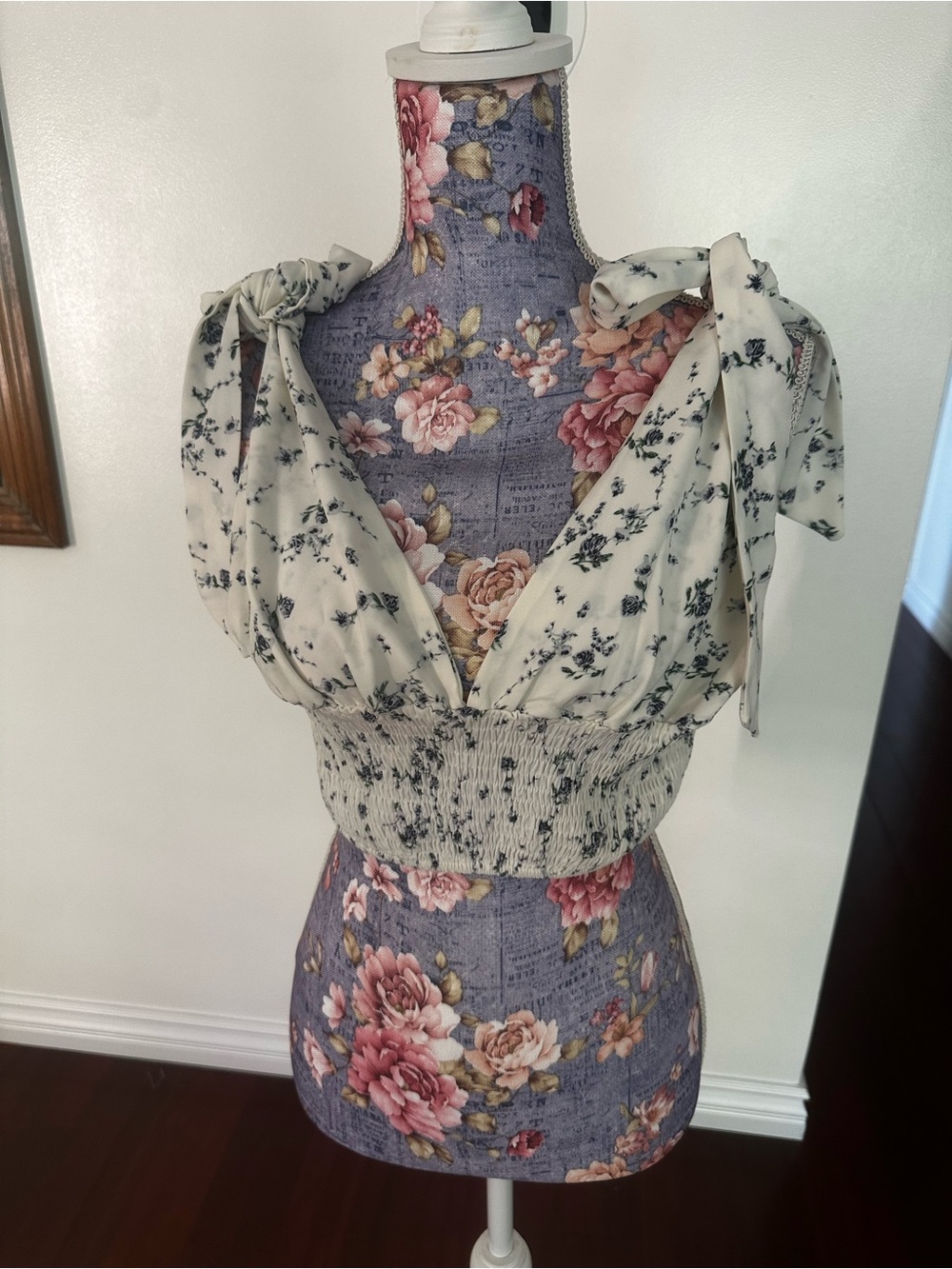 Floral Tie-Shoulder Smocked Crop Top - Cream Floral